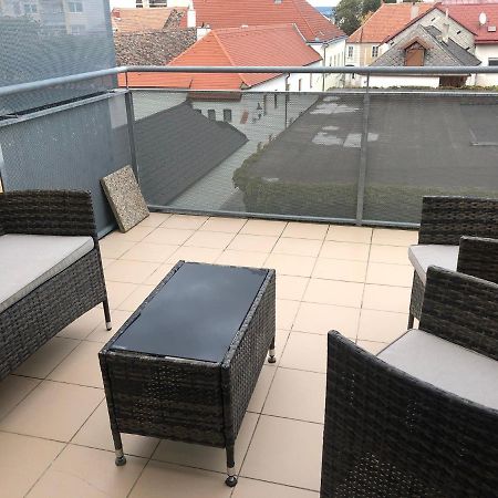 Mf City Apartment Korneuburg Eksteriør billede
